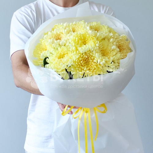 Букет из желтых одноголовых хризантем
