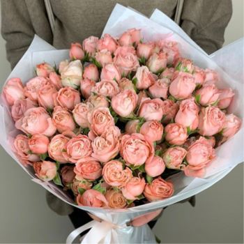Фотография Букет из кустовых пионовидных роз "Мадам Бомбастик" - 15 цветков