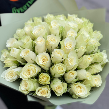 Фотография Букет из 51 белой розы "Кения" 