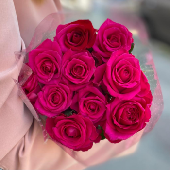 Фотография Розовые розы "Шангри Ла" 40 см (10 шт) 