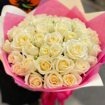 Фотография Букет из 41 белой розы 