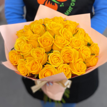 Фотография Букет из 35 желтых роз 