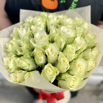 Фотография Букет из 35 белых роз "Кения" 