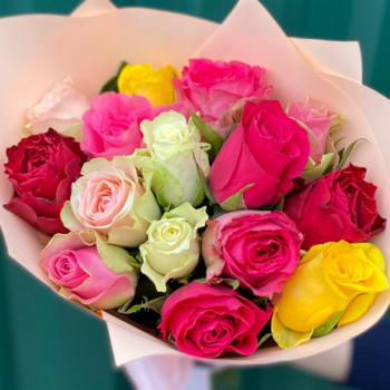 Фотография Букет из 15 нежных роз "Кения" 