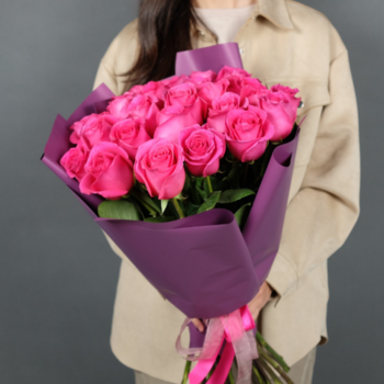Фотография Букет из 15 розовых роз (Эквадор) 50 см 