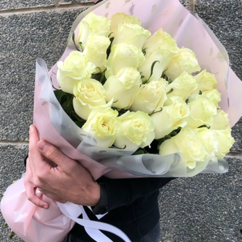 Фотография Букет из 25 белых роз (Эквадор) 