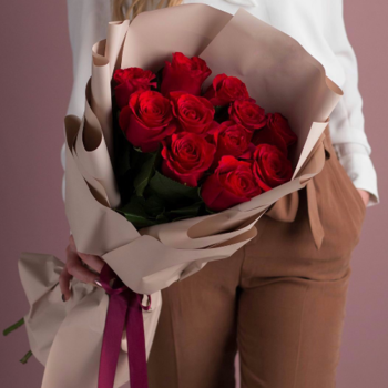 Фотография Букет из 11 красных эквадорских роз Premium 