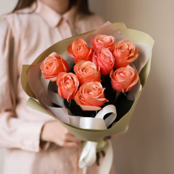 Фотография Букет из 9 пионовидных роз "Кахала" 