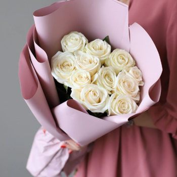 Фотография Букет из 11 белых эквадорских роз Premium 