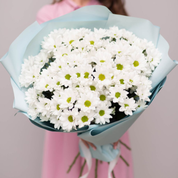Фотография Букет из 7 белых хризантем 