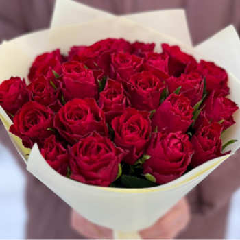 Фотография Букет из 25 красных роз "Кения" 