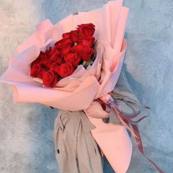 Фотография Букет 25 красных роз "Эквадор" 
