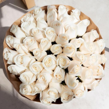 Фотография Букет из 35 белых роз (Эквадор) 50 см 