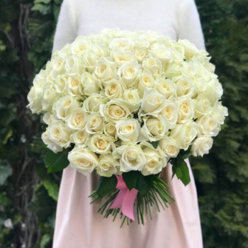 Фотография Букет из 101 белой розы "Валентина" 
