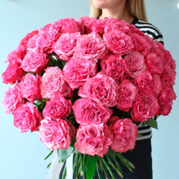 Фотография Букет из розовых эксклюзивных роз "Кантри Блюз" - 25 роз
