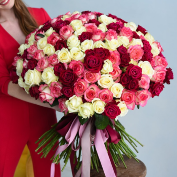 Фотография Букет из 201 разноцветной розы 60 см 