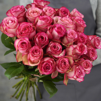 Фотография Букет из роз "Карусель" - 25 цветков
