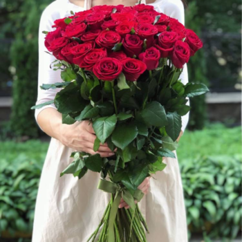 Фотография Букет из 51 красной высокой розы VIP (70 см) 