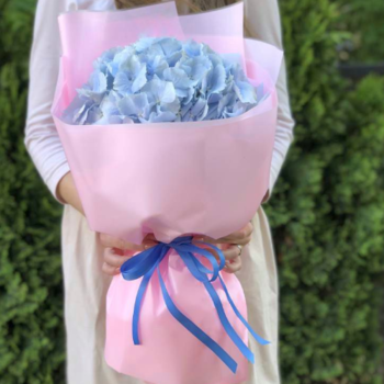 Фотография Букет из голубой гортензии 