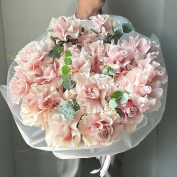 Фотография Букет из нежных французских роз "La Belle Époque" 