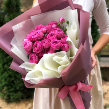 Фотография Букет из 5 пионовидных роз "Мисти Баблс" 