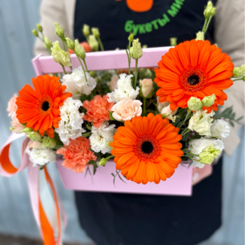 Фотография Композиция в ящике "Оранжевые герберы" 