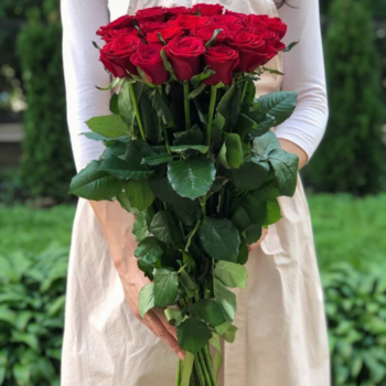 Фотография Букет из 21 красной высокой розы Prestige 