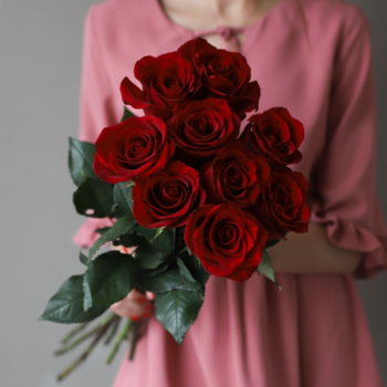 Фотография Букет из 9 красных высоких роз (Эквадор) 