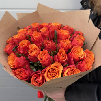 Фотография Букет из 35 огненных роз "Феникс" 