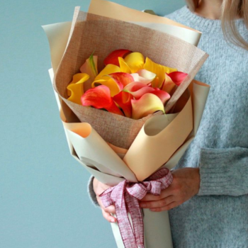 Фотография Букет из калл "Свит Мисти" - 15 цветков