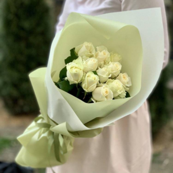 Фотография Букет из 11 белых роз "Аваланш" 