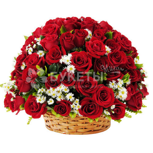 Корзина 51 красная роза "Царский подарок"