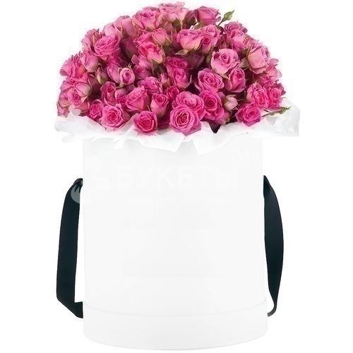 15 розовых кустовых роз в белой шляпной коробке №1