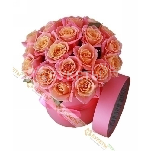 15 коралловых роз в розовой шляпной коробке №38