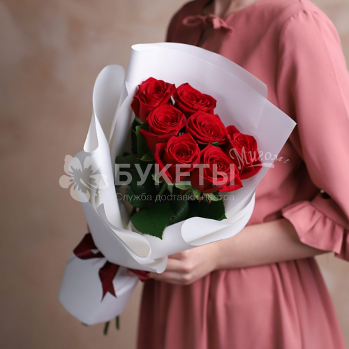 Букет из 7 красных роз Premium