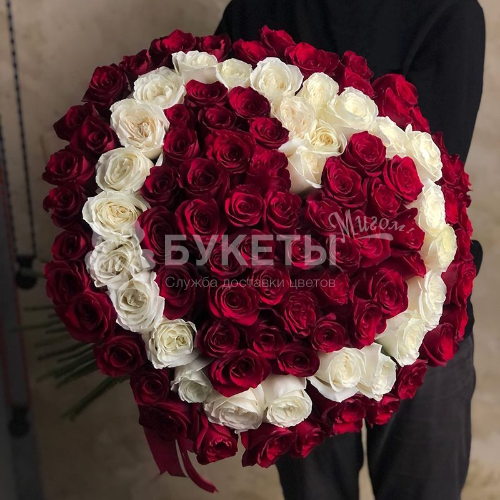 Букет из 101 эквадорской розы в форме сердца