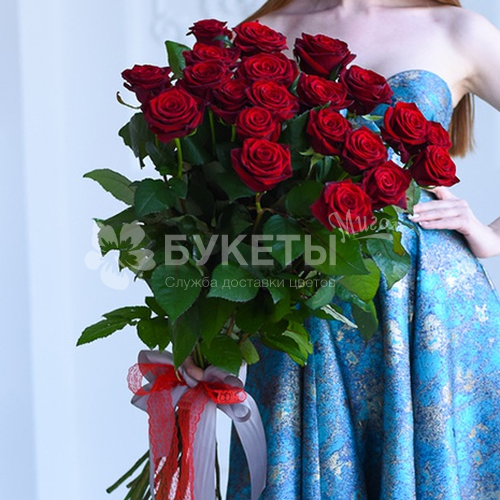 Роза красная Гран При 70 см.