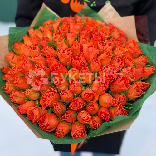 Букет из 101 оранжевой розы "Кения"