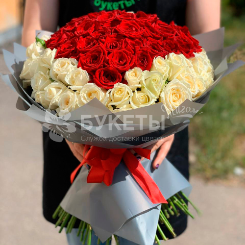 Букет из 101 розы в форме сердца "Признание"