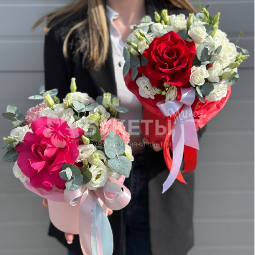 Букет в шляпной коробке "Престиж в каждом лепестке"