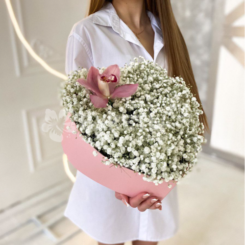 Сердце из цветов "Облако"