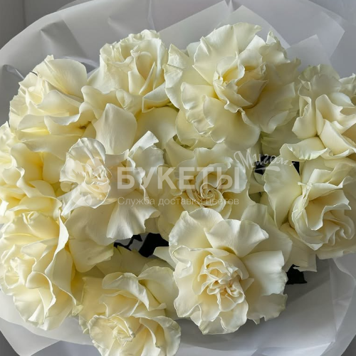 Букет из белых французских роз "Elegance Française"