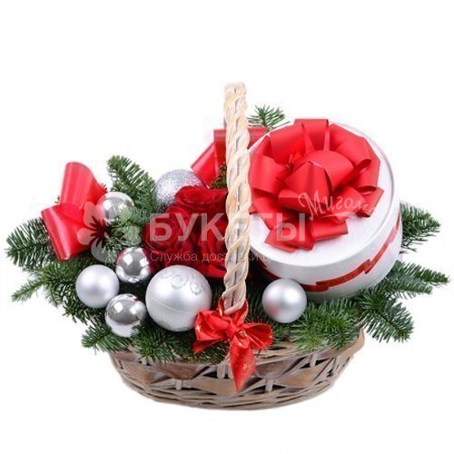 Подарочная корзина "Тепло праздника"