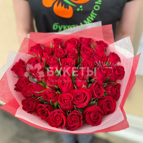 Букет из 35 красных роз "Кения"