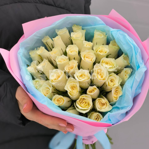 Букет из 35 белых роз "Кения"