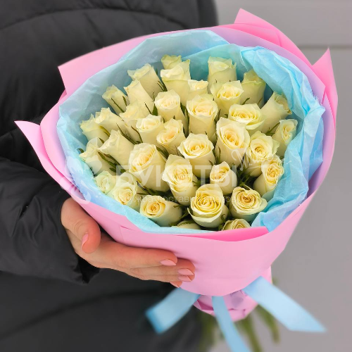 Букет из 35 белых роз "Кения"