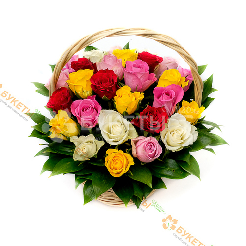 Корзина из 29 кенийских роз