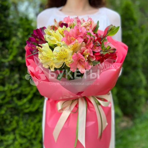 Букет из 7 альстромерий микс