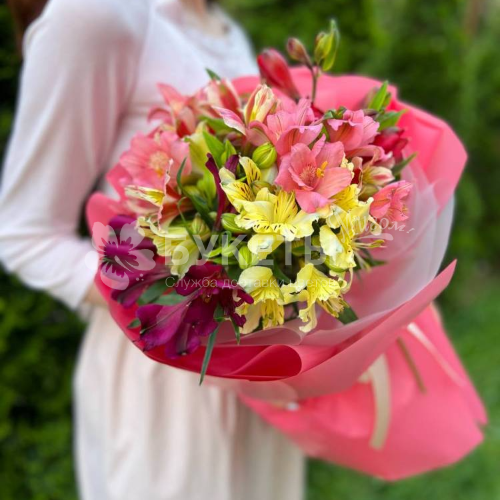 Букет из 7 альстромерий микс