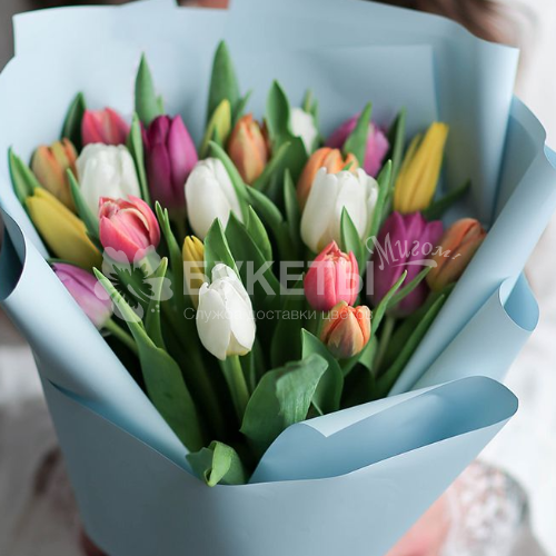 Букет из 21 тюльпана